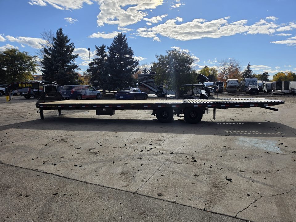 New 2027 Big Tex 22GH-35D12A Hydraulic Dove Tail Flatbed Trailer