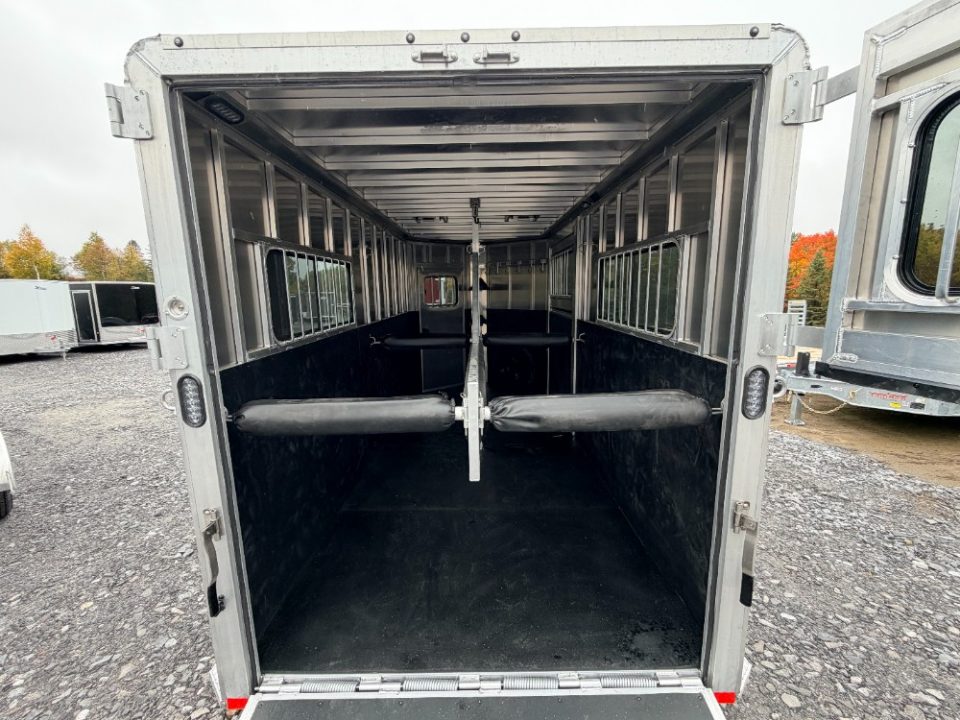 New 2027 Frontier Trailers FASTTRACKBP Horse Trailer