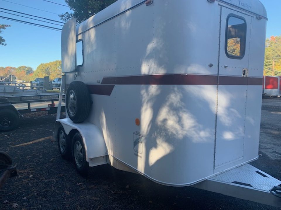 Used 1989 Classic 2h Thorobred Horse Trailer