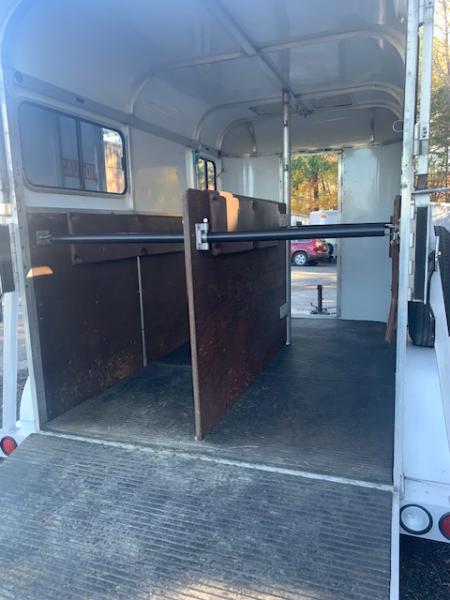 Used 1989 Classic 2h Thorobred Horse Trailer