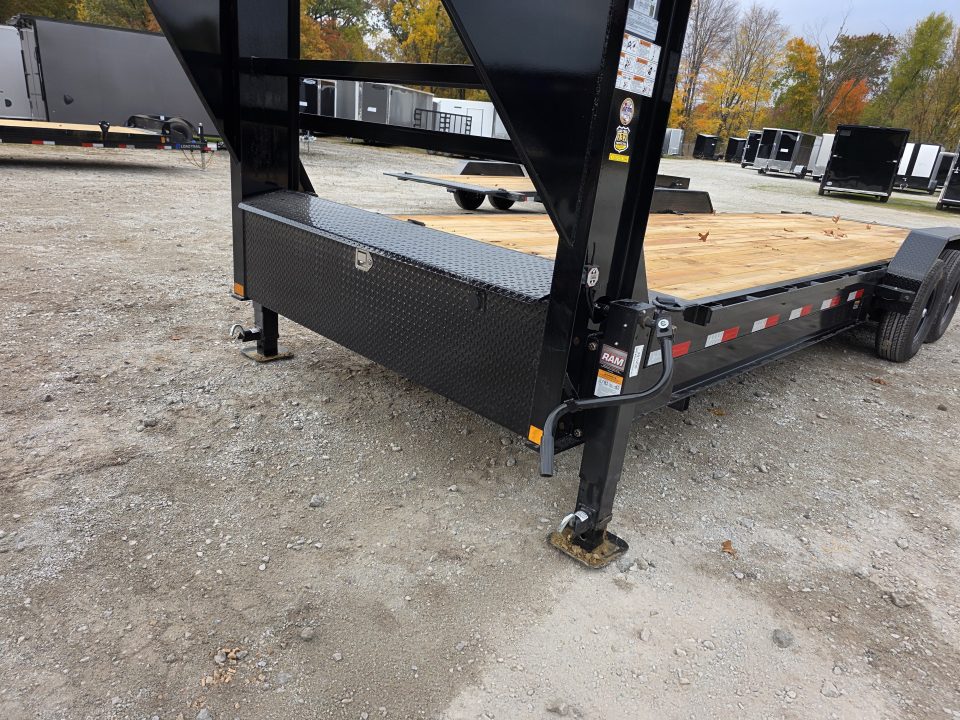New 2027 Load Trail 83" x 26' Gooseneck Tandem Axle Rapid Loader Tilt Deck 14k gvwr 83X26 Gooseneck full tilt