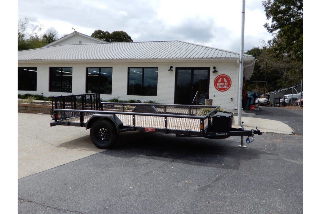 New 2026 Diamond C 83x14' Utility, Bi-fold Tailgate, PSA135
