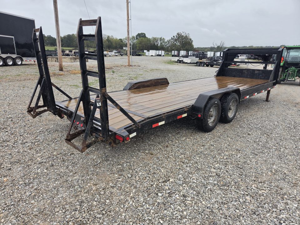 Used 2015 Lamar 83X24 TANDEM 14K GOOSENECK EQUIPMENT HAULER W/STANDUP RAMPS & 17.5"/16PLY