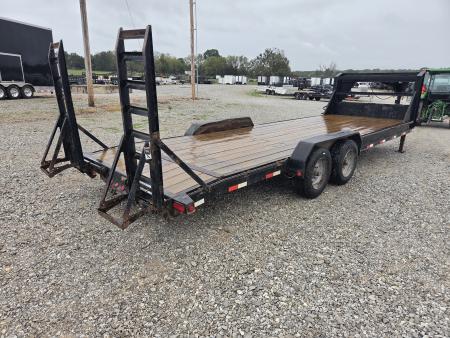 Used 2015 Lamar 83X24 TANDEM 14K GOOSENECK EQUIPMENT HAULER W/STANDUP RAMPS & 17.5"/16PLY