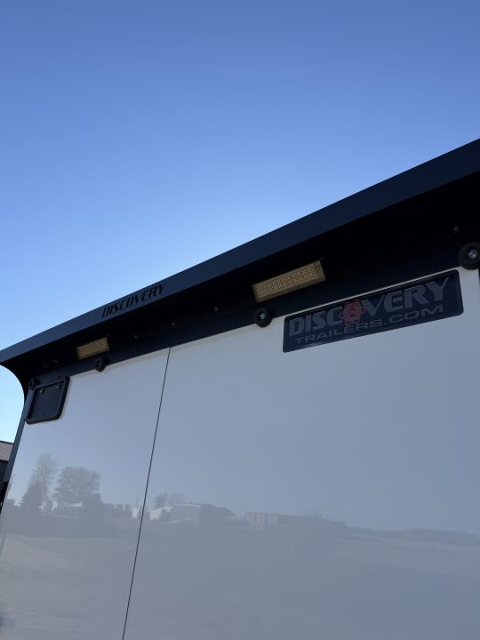 New 2027 Discovery Trailers 8.5x16 Cargo / Enclosed Trailer