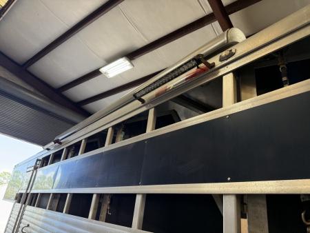 Used 2021 Shadow 5 Horse Blue Gooseneck Horse Trailer with Awning & Exterior Lights Horse Trailer