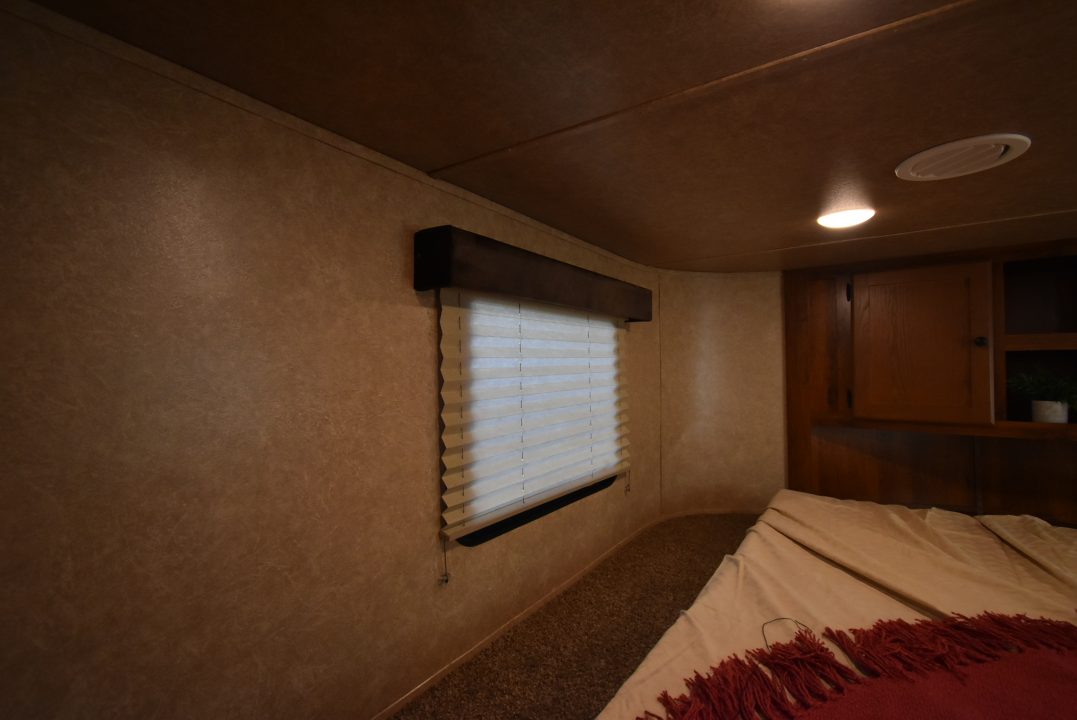 Used 2022 Lakota 8311 Colt Horse Trailer