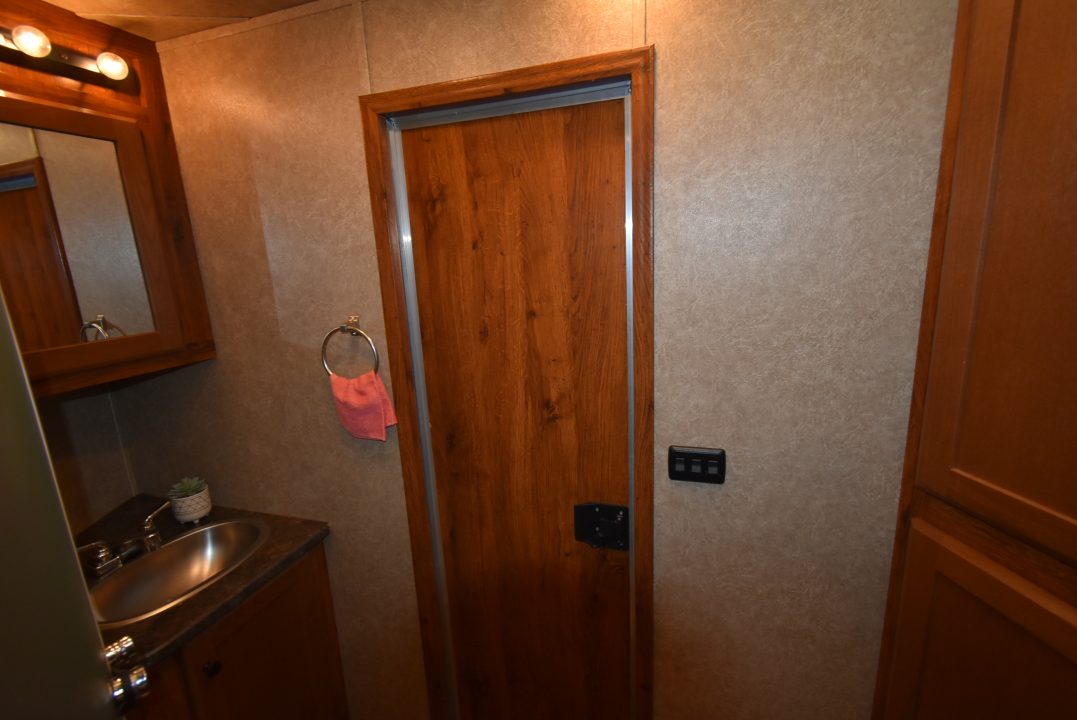 Used 2022 Lakota 8311 Colt Horse Trailer