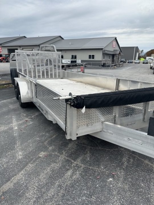 Used 2025 Rugged Terrain PP 81.5X18 TA