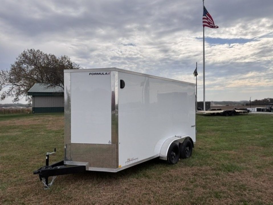 2027 Formula Trailers photo 4