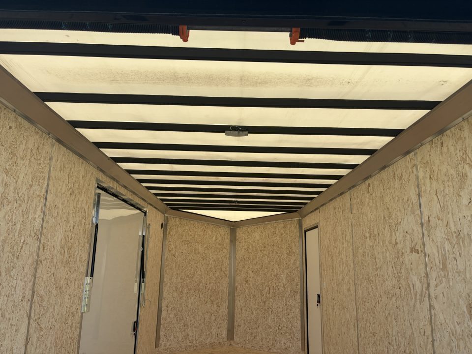 2027 Formula Trailers photo 8