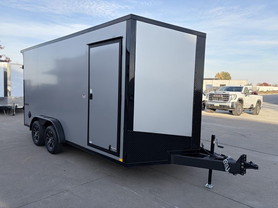 2027 Formula Trailers photo 2