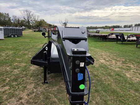 New 2027 Diamond C 102X40 FMAX216 AIR RIDE GOOSENECK W/HYDROTAIL HYDROJACKS & ALUMINUM FLOOR