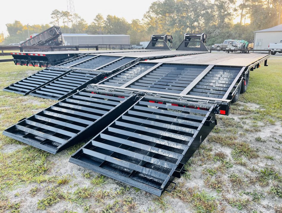 New 2025 DP Platinum Star 102 x 25 22k Deckover Trailer