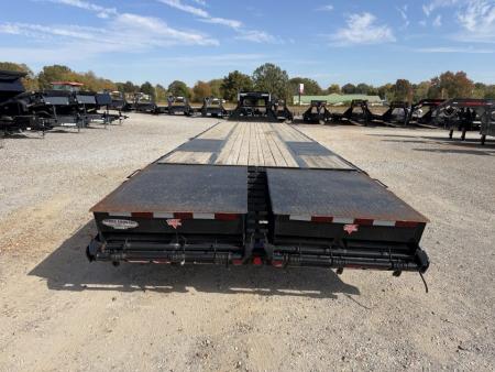 Used 2022 PJ 102"X36' 25.9K GVWR Gooseneck Flatbed Trailer
