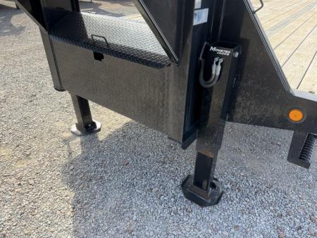 Used 2022 PJ 102"X36' 25.9K GVWR Gooseneck Flatbed Trailer