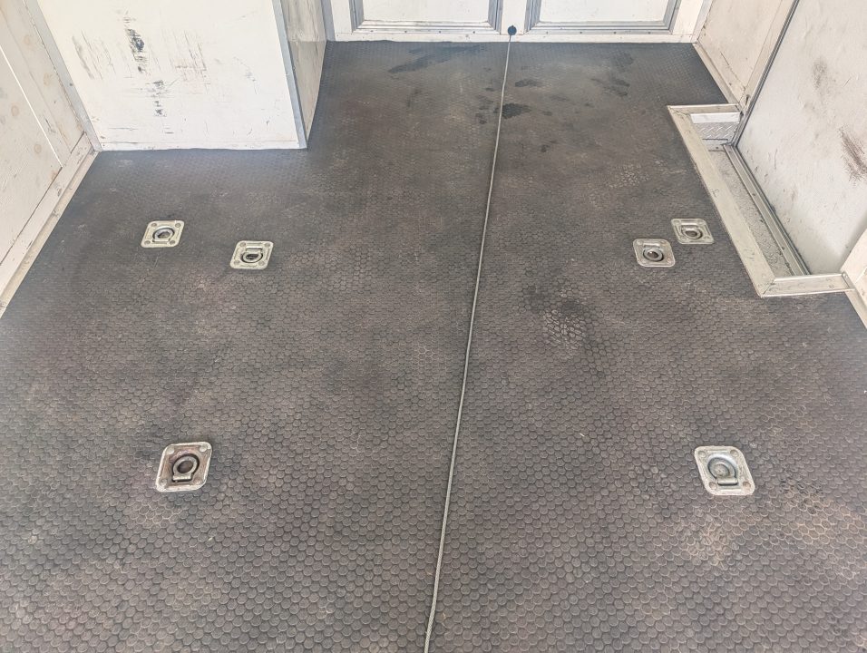 Used 2015 8.5X28 South GA Race Trailer