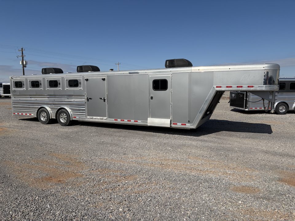 Used 2024 Cimarron Showstar 6100