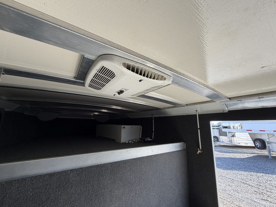 Used 2024 Cimarron Showstar 6100