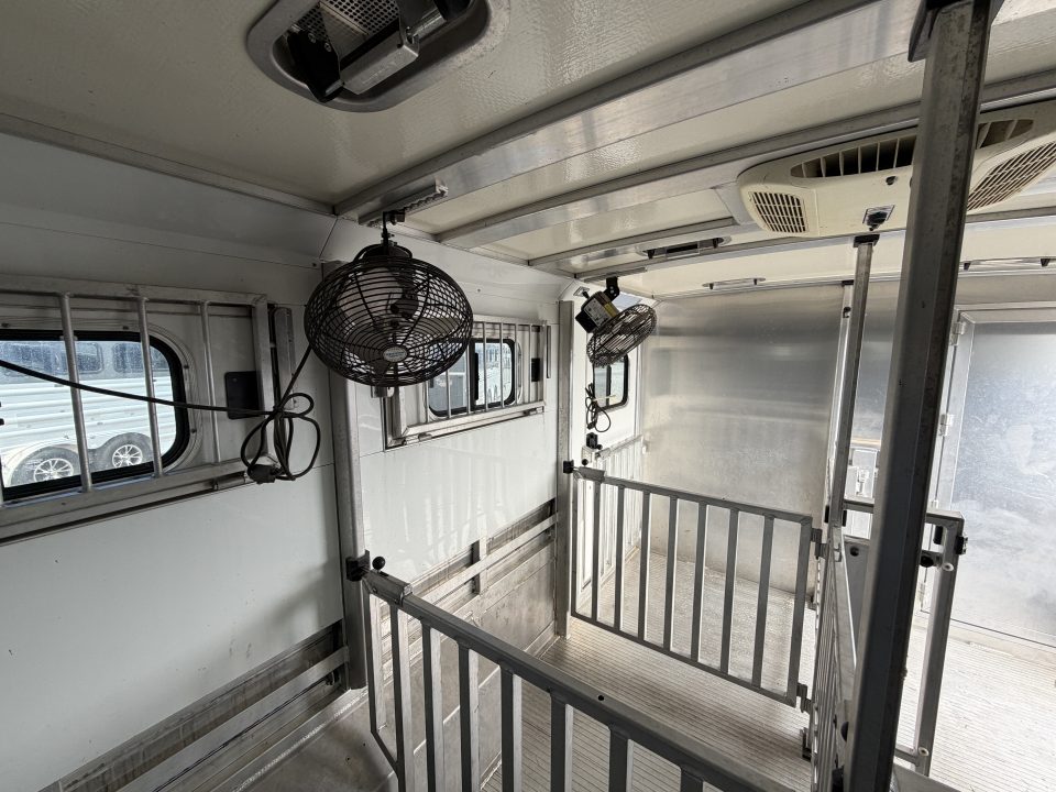 Used 2024 Cimarron Showstar 6100