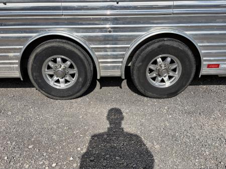 Used 2024 Cimarron Showstar 6100