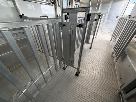 Used 2024 Cimarron Showstar 6100