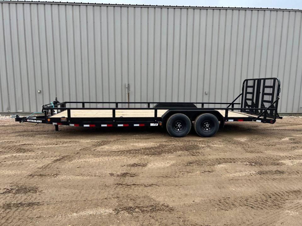 New 2027 PJ Trailers 22' CE Equipment Equipment Trailer