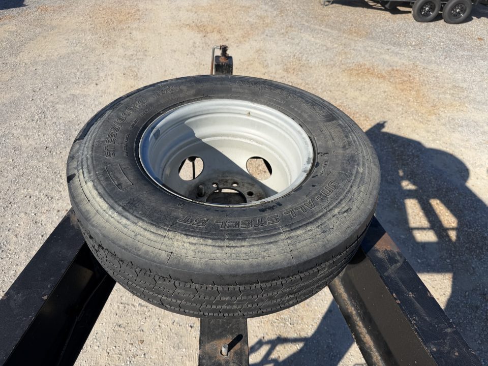 Used 2013 Big Tex 102"X33' 22K Gooseneck Flatbed Trailer