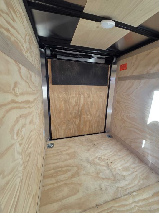 2027 Continental Cargo TXVHW58SA photo 5