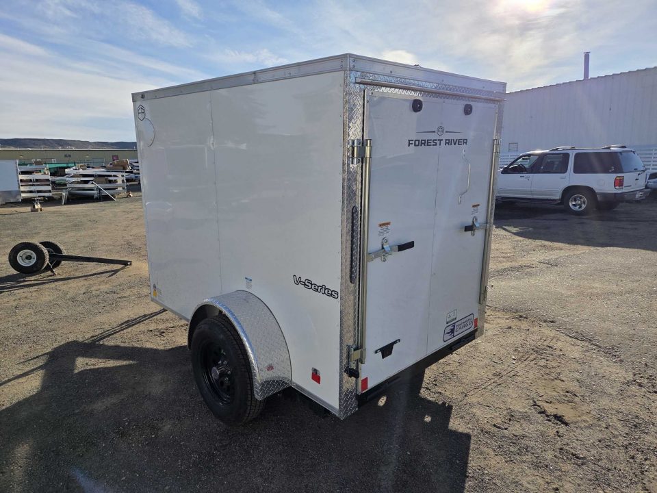 2027 Continental Cargo TXVHW58SA photo 3