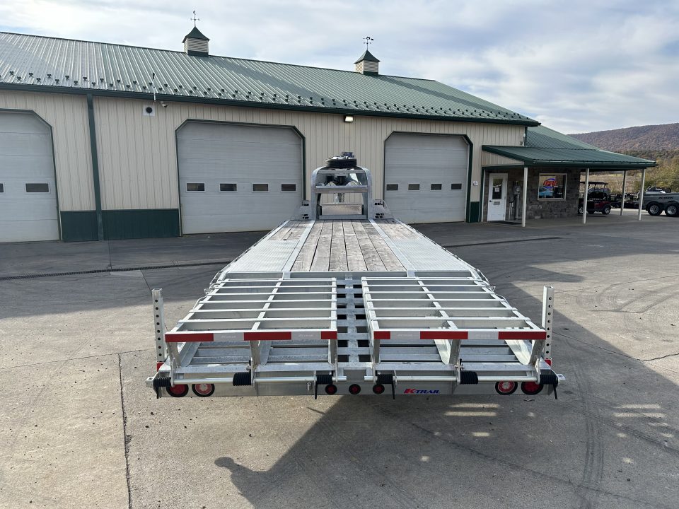 New 2026 K-Trail 25' Gooseneck w/Max Ramps (35,825 GVWR)