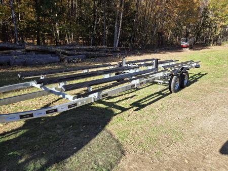 New 2027 Venture Trailers 2027 Tri Toon pontoon trailer 22-26 foot boat Boat Trailer