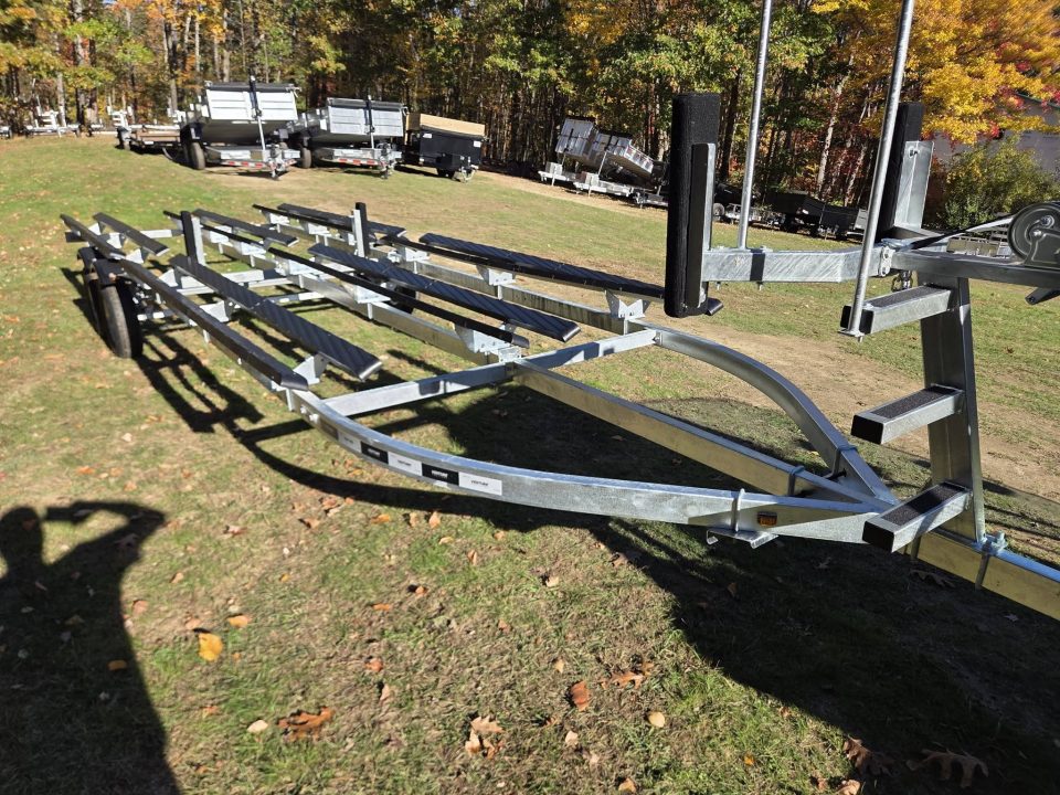 New 2027 Venture Trailers pontoon trailer tri toon 22-26 foot boat Boat Trailer