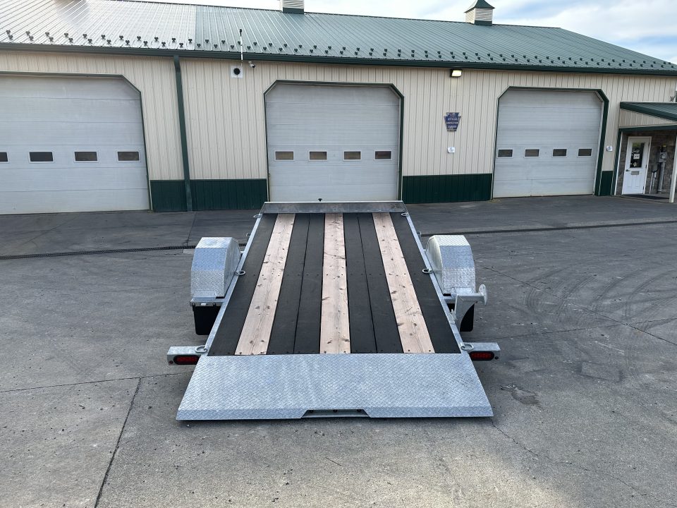 New 2025 K-Trail 12' Cushion Tilt