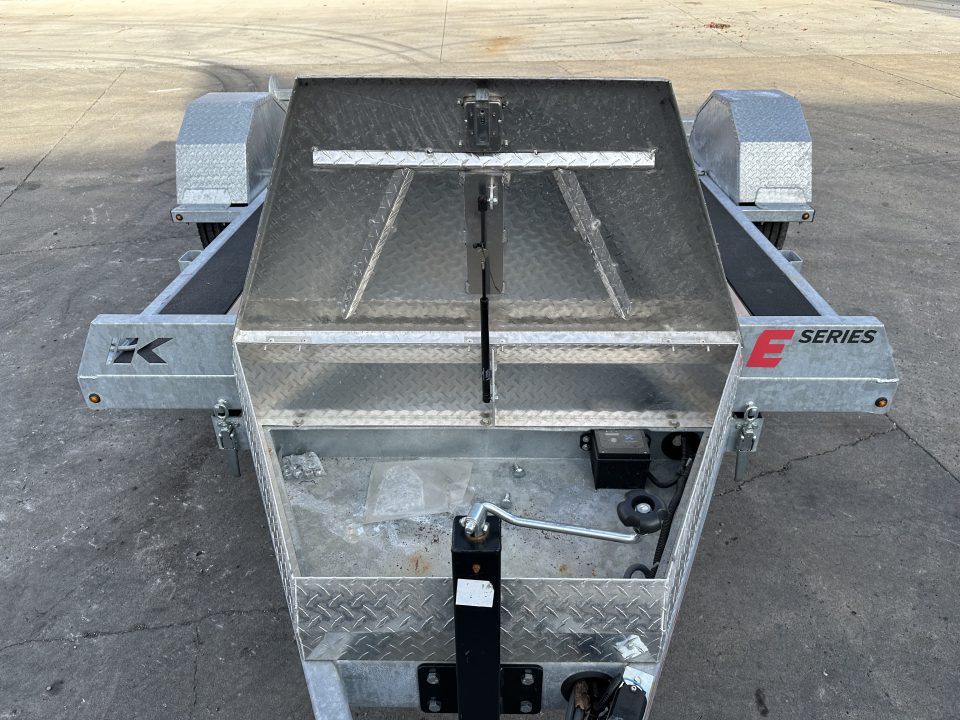 New 2025 K-Trail 12' Cushion Tilt