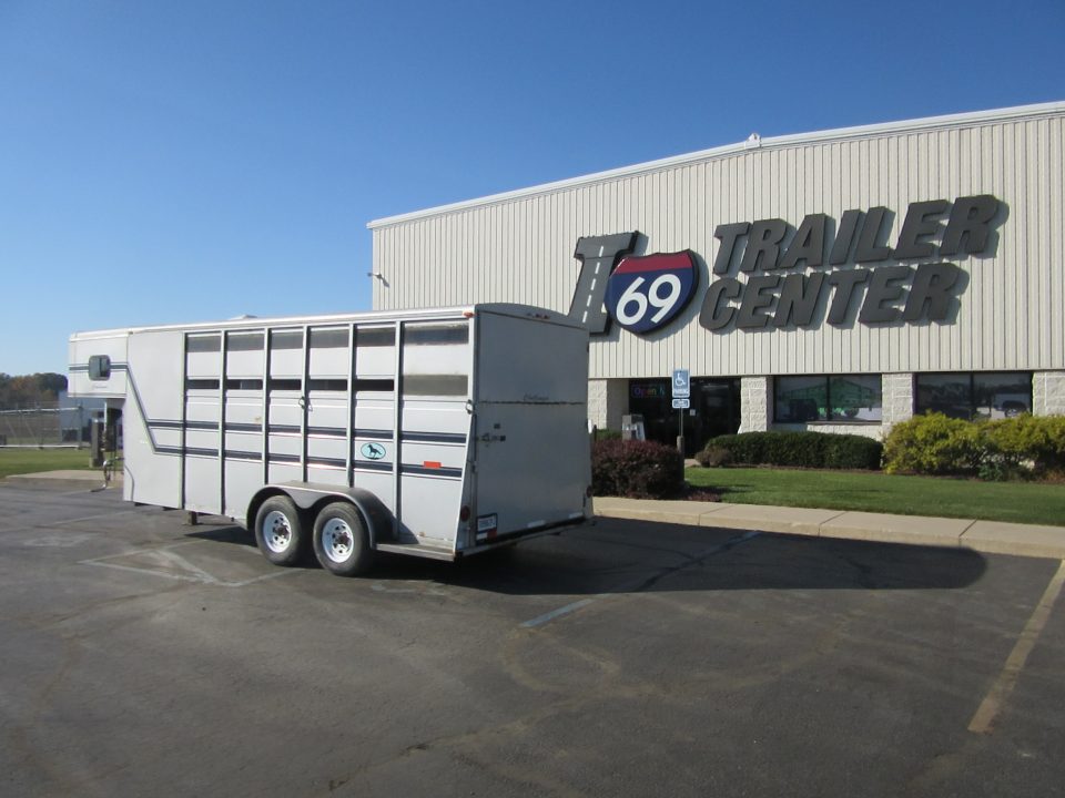 1999 Titan photo 4