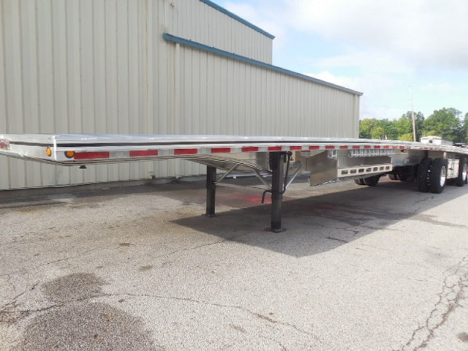 Equipment Flatbed Trailer photo 2