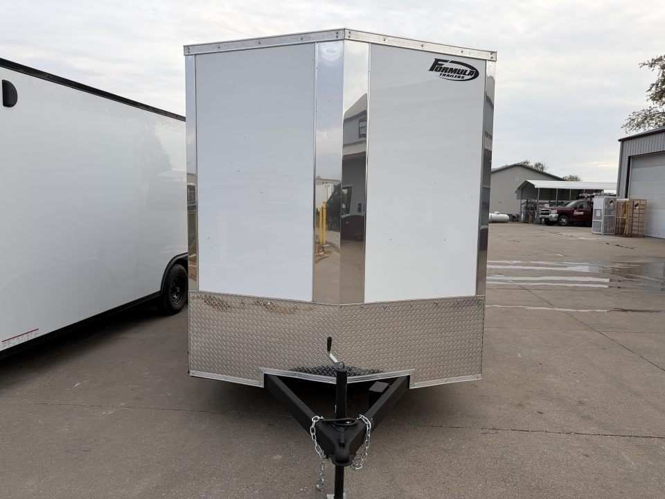 2027 Formula Trailers photo 3