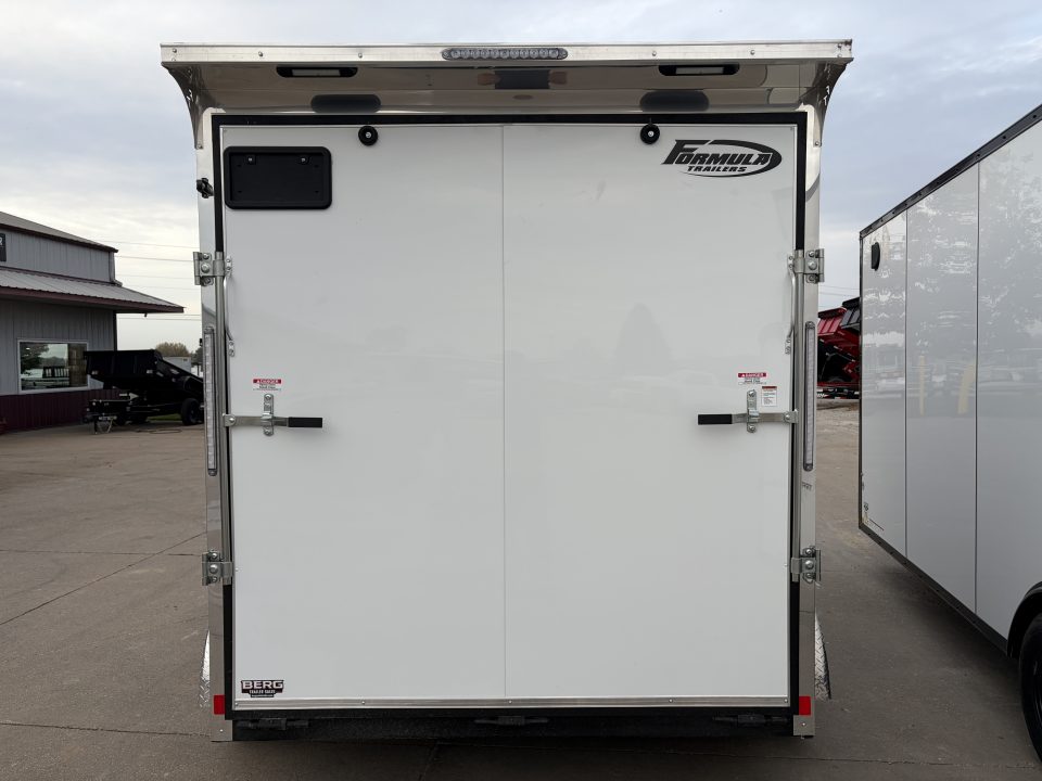 2027 Formula Trailers photo 4