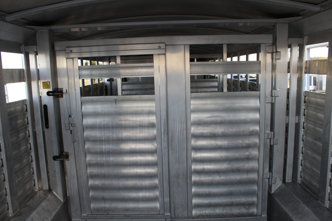 Used 2005 4-Star Trailers GOOSENECK Stock / Stock Combo Trailer