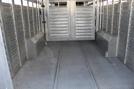 Used 2005 4-Star Trailers GOOSENECK Stock / Stock Combo Trailer