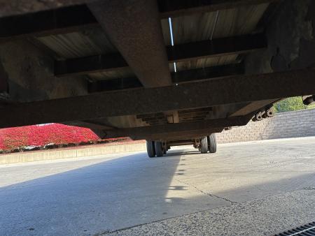 Used 2017 Gatorade 40' Tandem Dual Gooseneck w/Max Ramps