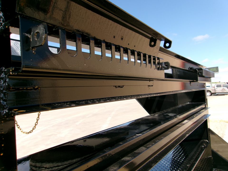 New 2027 Load Trail 83x24 GN Split Tilt w/ 8k axles (16+8)