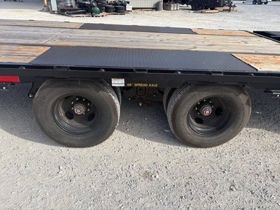 Used 2026 Big Tex 25GN 102X35 TANDEM 25.9K TANDEM DUAL FLATBED W / MAX RAMPS