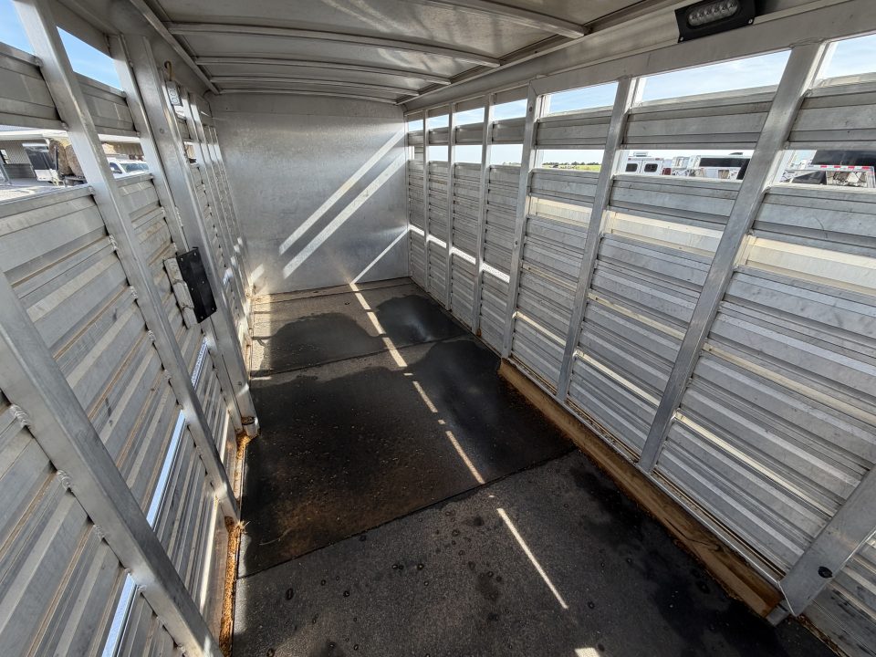 Used 2020 Exiss Trailers STC 3185