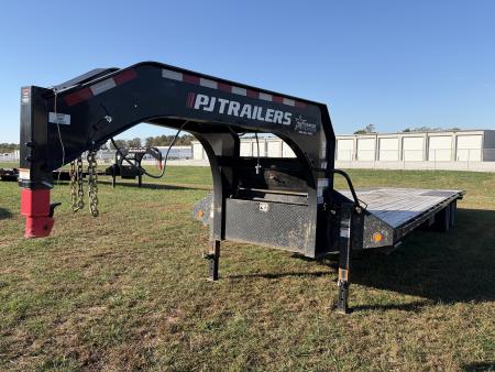 Used 2023 PJ Trailers PJ GN HYDOTAIL 102X36 Flatbed Trailer