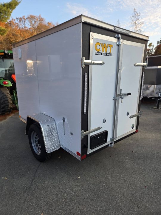 New 2027 Covered Wagon Trailers 5x8 cargo trailer with barn doors 5,6 height Cargo / Enclosed Trailer