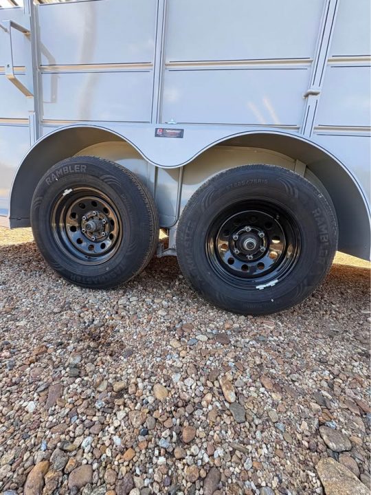 New 2027 Delta Mfg 16' Stock Bumper Pull Horse Trailer