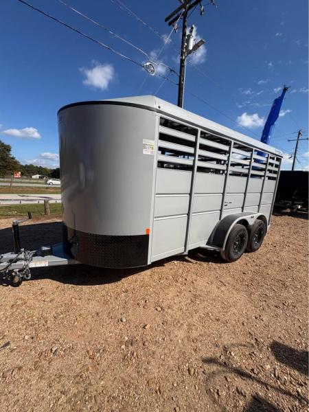 New 2027 Delta Mfg 16' Stock Bumper Pull Horse Trailer