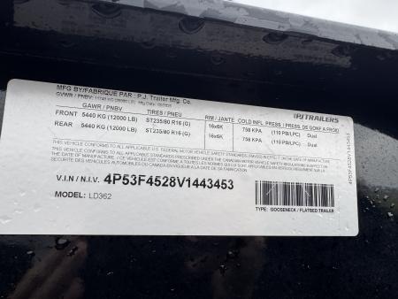 New 2027 PJ Trailers LD36GN Deckover Trailer